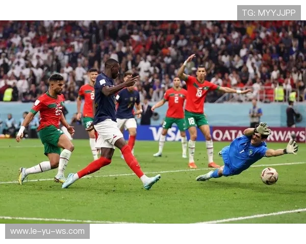 贝肯鲍尔进攻策略解析：攻防转换与精准传球的完美结合