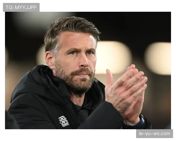 安德森与爱德华兹联手出击,共启新闻新篇章 安德森与爱德华兹联手出击,共启新闻新篇章