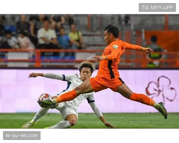 中超联赛前瞻：争冠格局激烈，保级大战一触即发