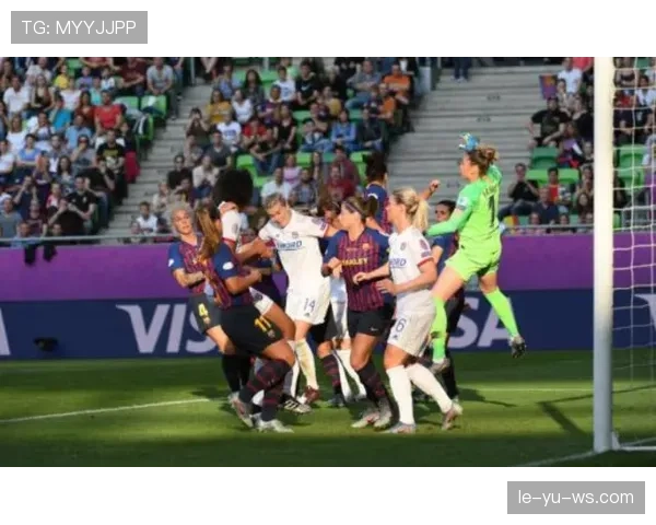 女足欧冠巴萨连冠